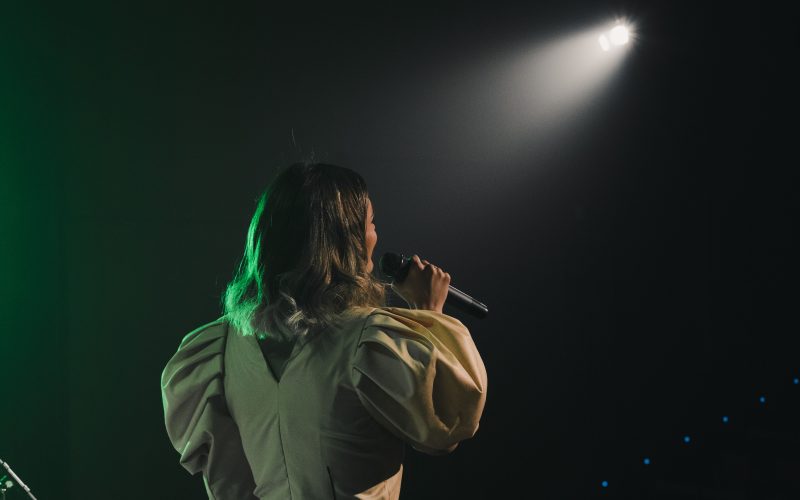 Tras el éxito de “Salvar el Recuerdo”, vuelve Martina Flores a la Sala Auditórium del TB