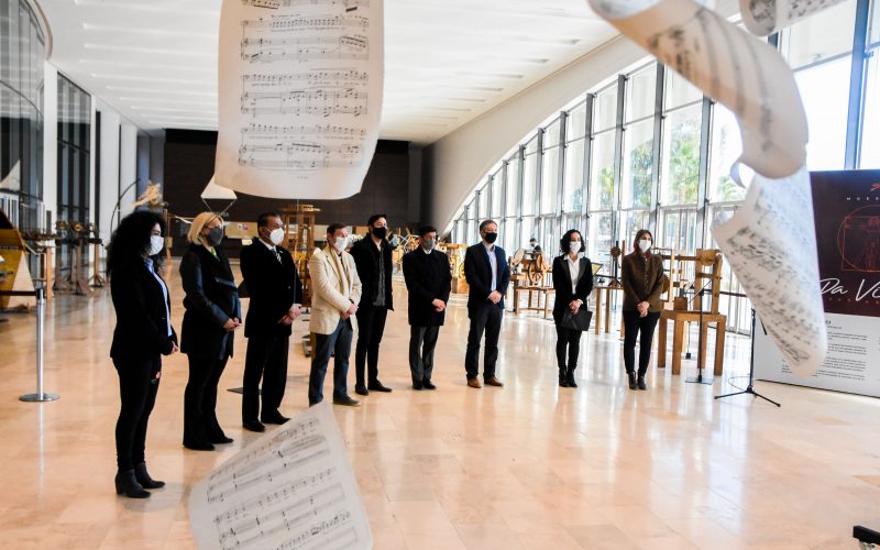 El Teatro del Bicentenario junto a  autoridades de la embajada de Italia presentaron la muestra “Da Vinci”