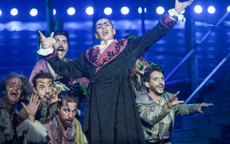 “DRÁCULA”, UNO DE LOS MUSICALES MÁS ICÓNICOS DEL PAÍS LLEGA AL TB EN SU GIRA DESPEDIDA   