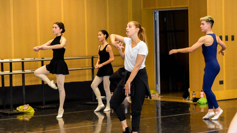 La prestigiosa bailarina María Riccetto dio cátedra en el Teatro del Bicentenario