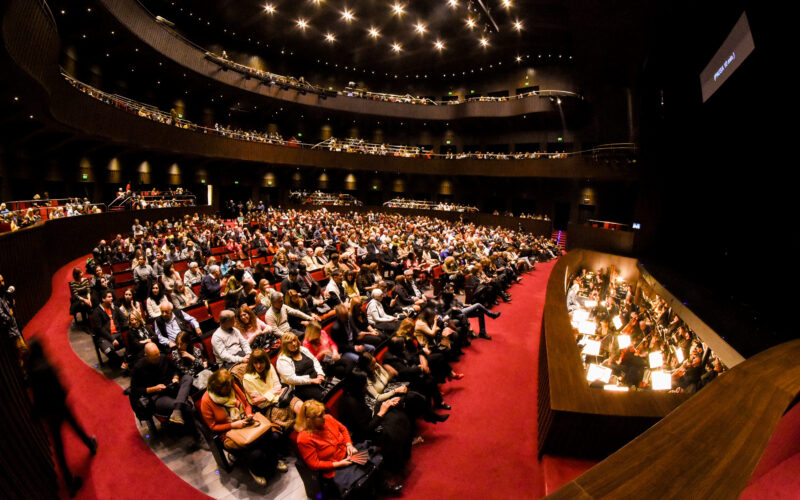 Exitosa convocatoria para presenciar el ensayo general de Carmina Burana