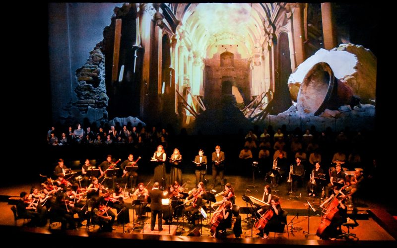 Réquiem Aeternam suma otra función en el Teatro del Bicentenario