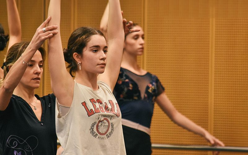EL TEATRO DEL BICENTENARIO ABRE CONVOCATORIA PARA SU PROGRAMA DE DANZA 2025