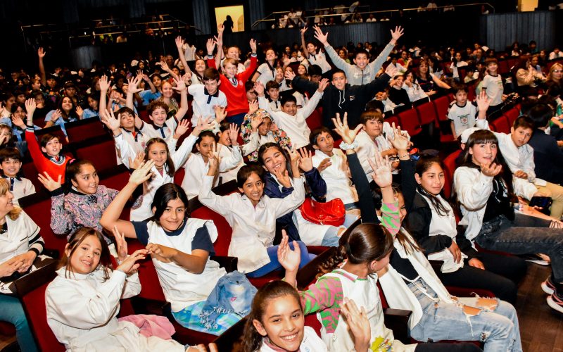 EL TEATRO DEL BICENTENARIO RECIBIRÁ ALUMNOS DE LOS 19 DEPARTAMENTOS DE SAN JUAN CON «MOLIENDO A MOLIÈRE»